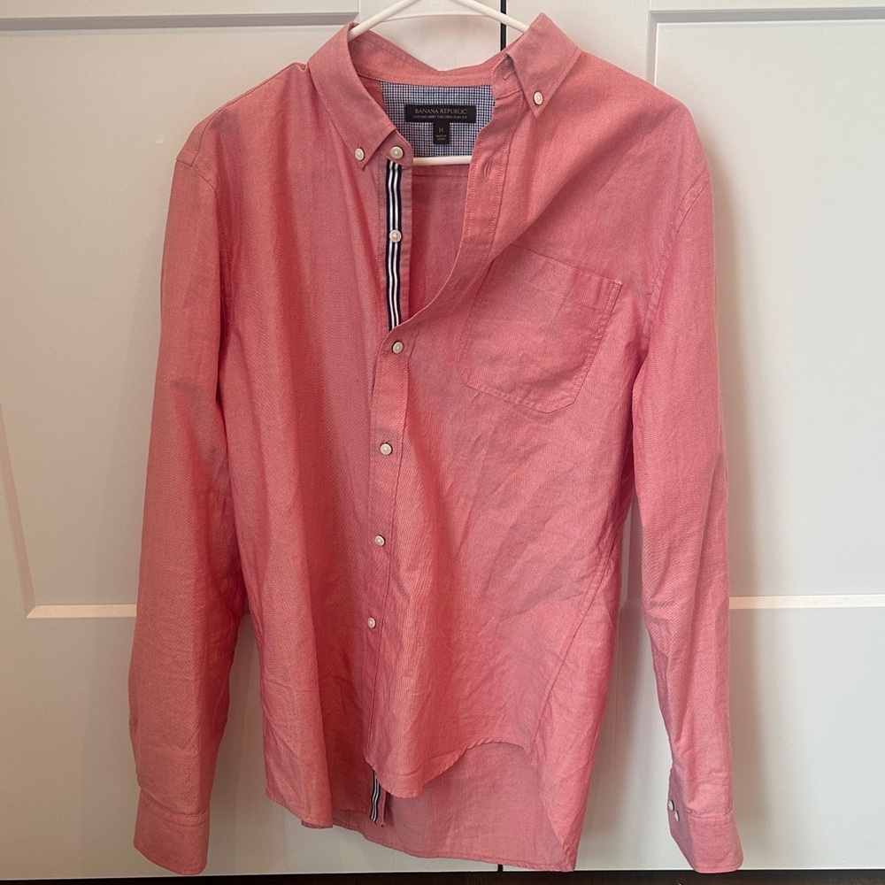 Banana Republic Men's Casual Coral Button-Down Shirt